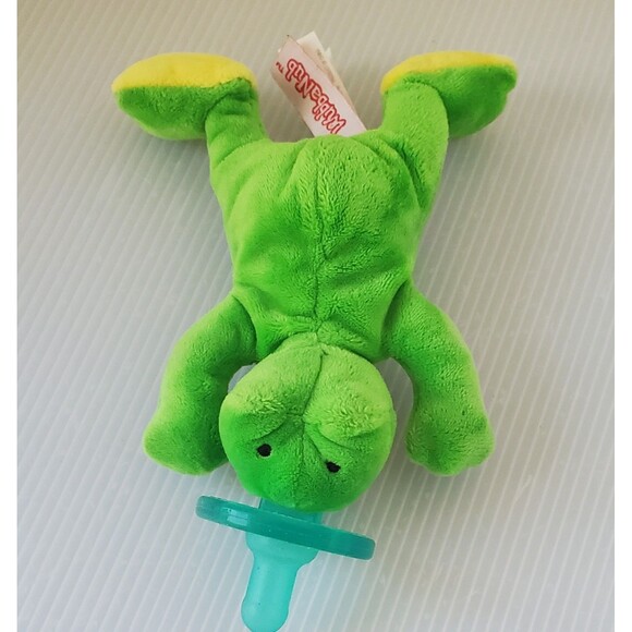 WubbaNub Green Frog Pacifier 0-6 Mos Baby Paci Binky Soother Holder Mary Meyer - Picture 2 of 5